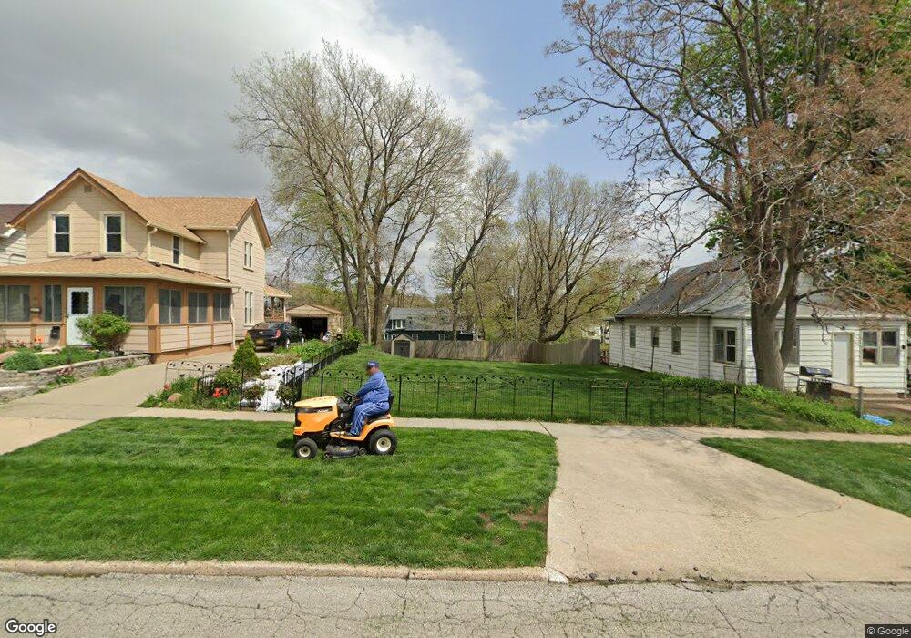 911 25th St, Des Moines, IA 50312 - photo 1