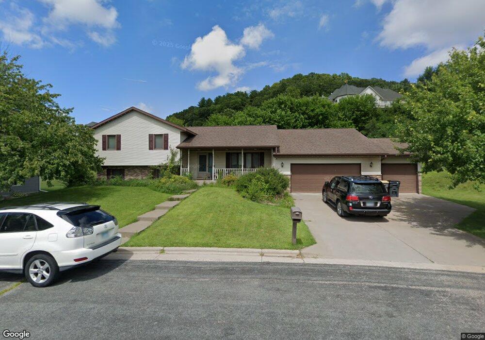 510 Regent Dr, La Crescent, MN 55947 - photo 1