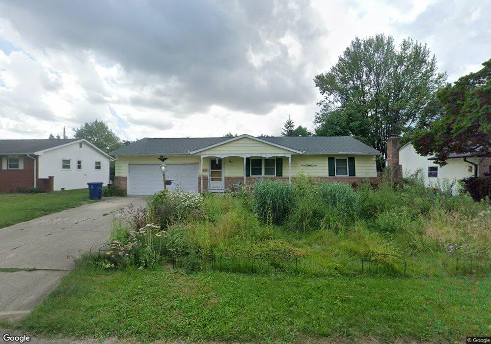 913 Overbrook Service Dr, Columbus, OH 43224 - photo 1