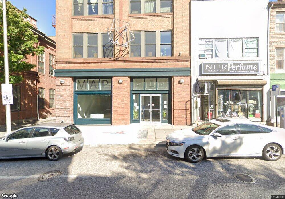 216 W Saratoga St, Baltimore, MD 21201 - photo 1