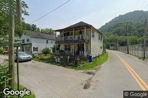 4 Daffodil St, Omar, WV 25638