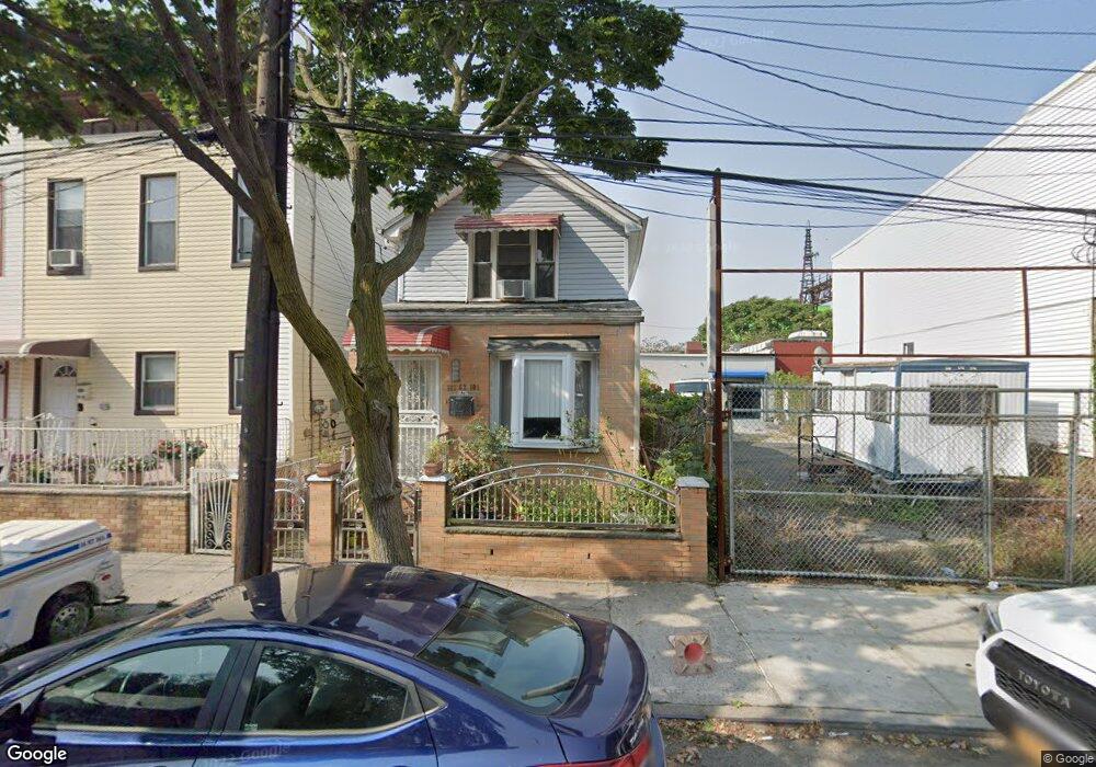 10364 101st St, Ozone Park, NY 11417 - photo 1