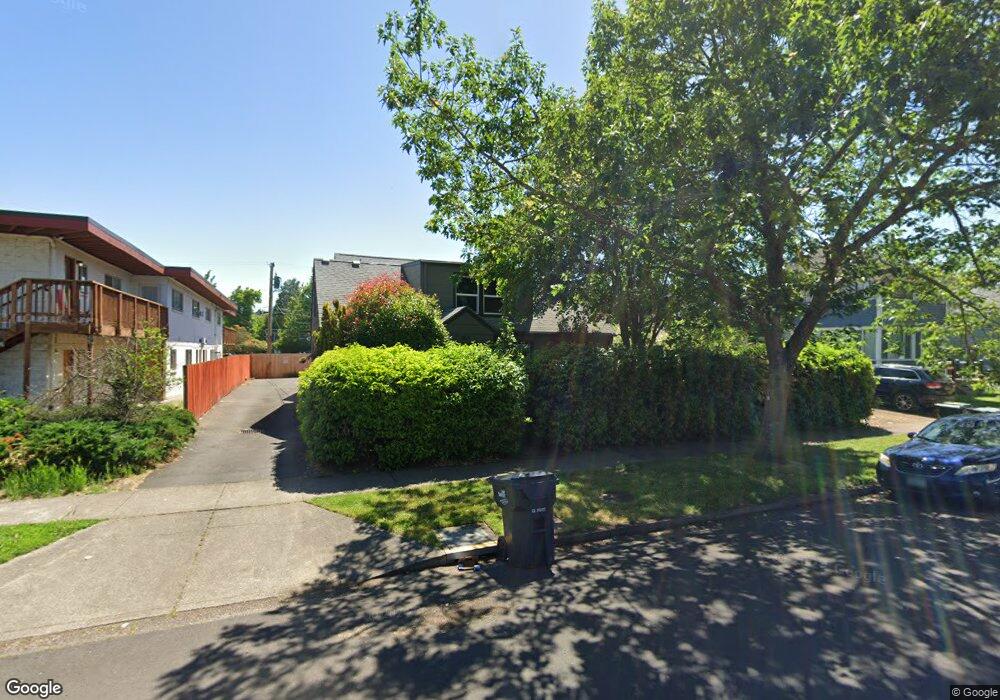 1669 Mill St, Eugene, OR 97401 - photo 1