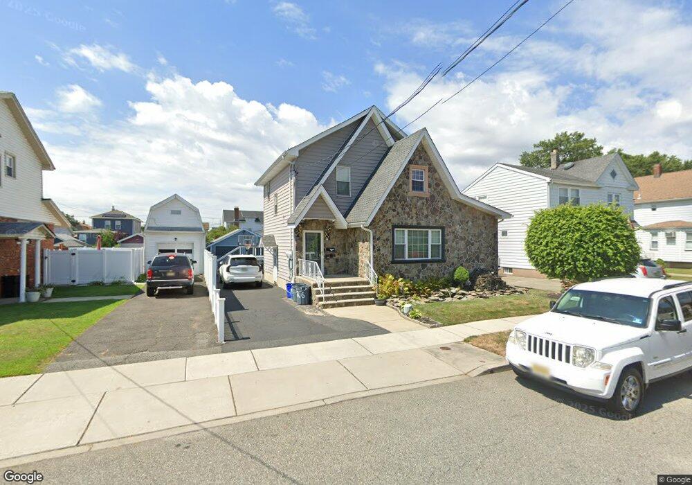 226 Forest Ave, Lyndhurst, NJ 07071 - photo 1