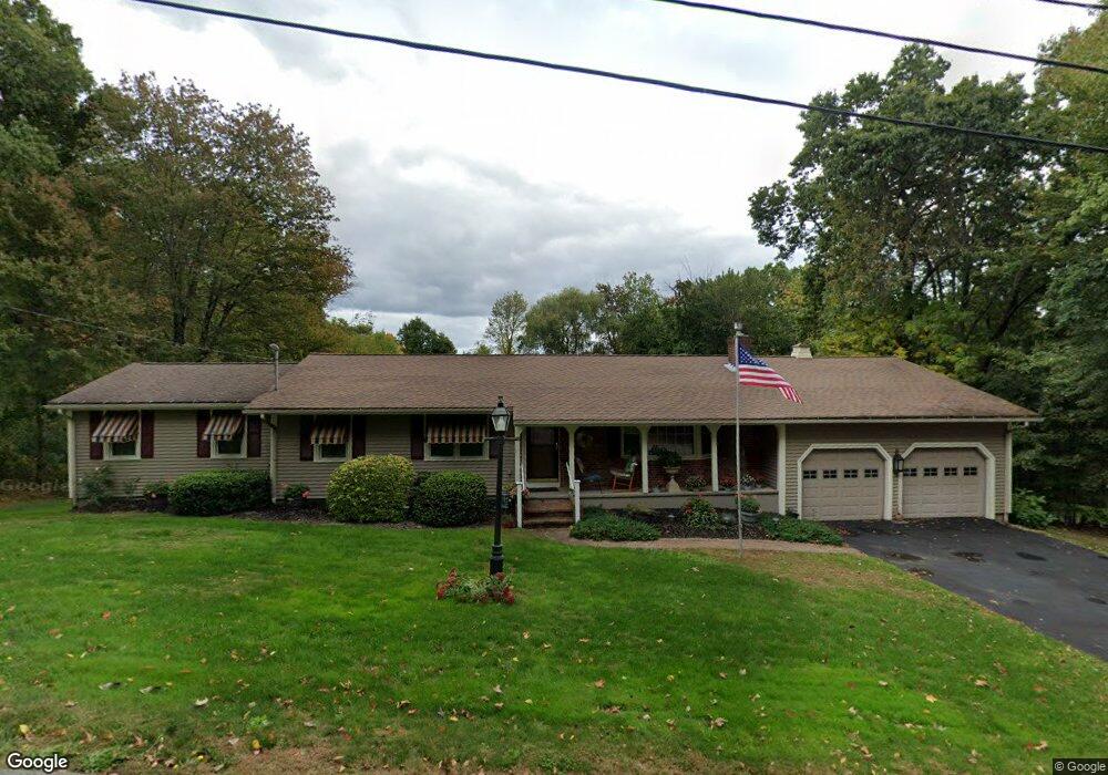 28 Parkdale Ave, Leominster, MA 01453 - photo 1