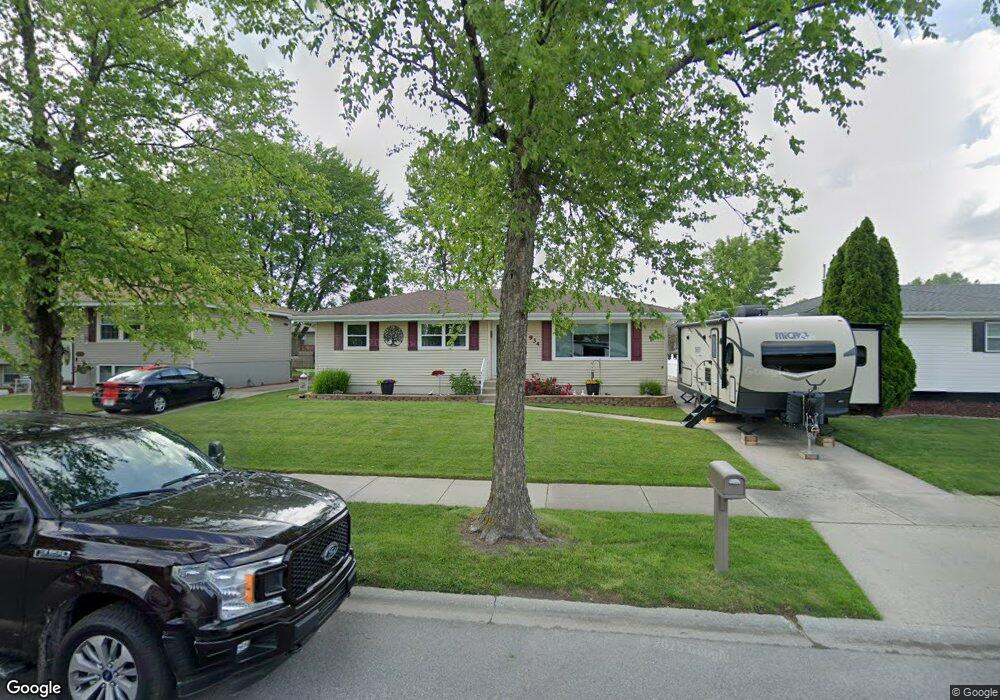 934 Harrison Ave, Dyer, IN 46311 - photo 1