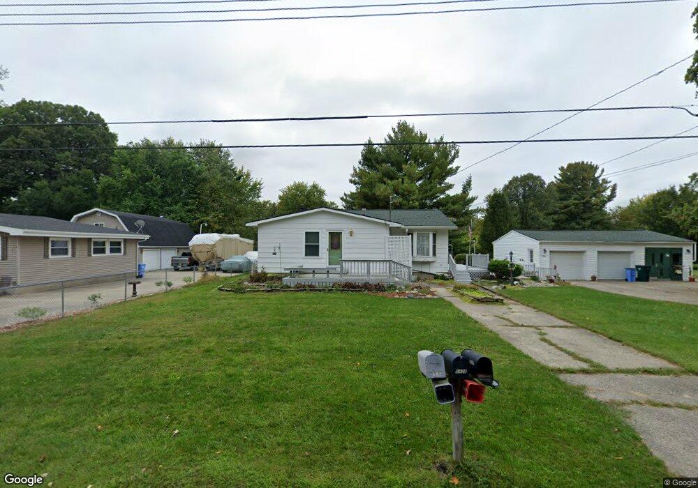 6438 Hilliard Rd, Lansing, MI 48911 - photo 1