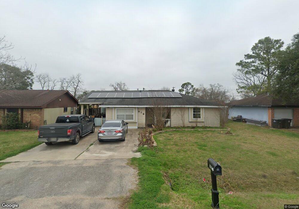 918 Dyche Ln, Alvin, TX 77511 - photo 1