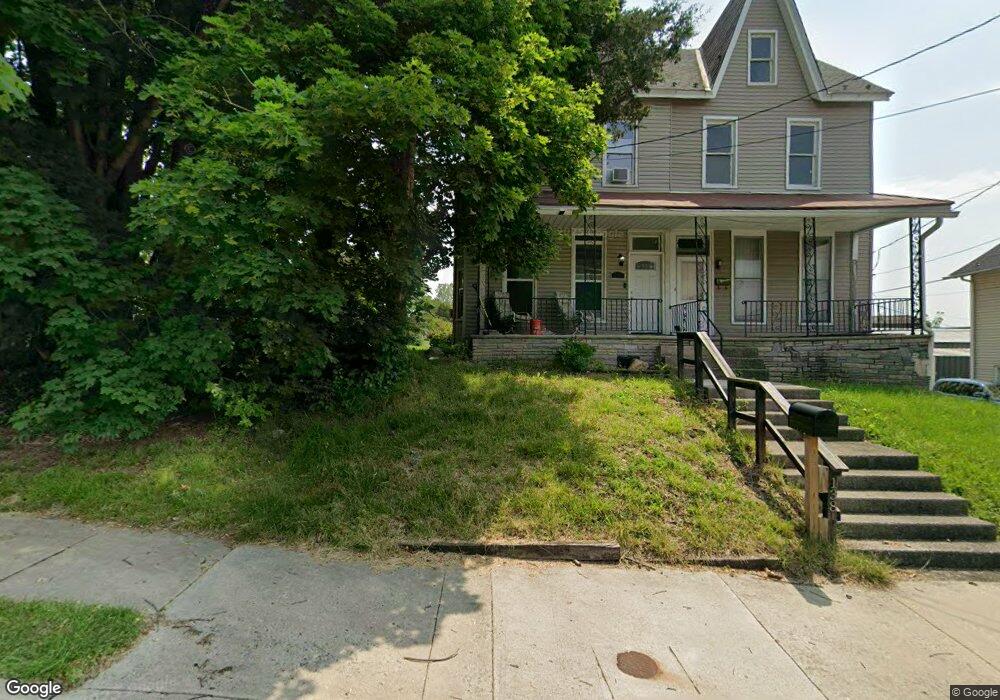 138 Center St, Slatington, PA 18080 - photo 1