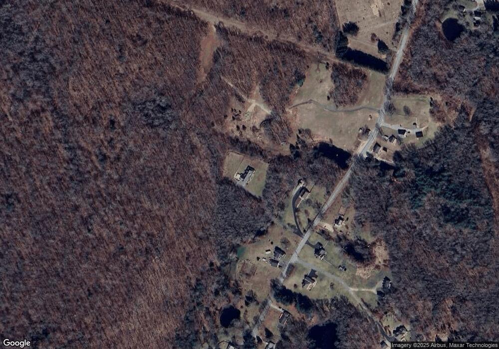 109 Starkweather Rd, Plainfield, CT 06374 - photo 1