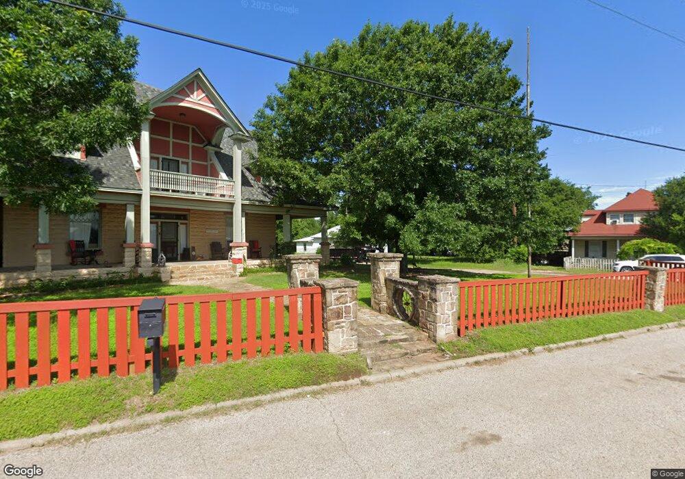 106 Gatewood Hill Dr, Cleburne, TX 76033 - photo 1