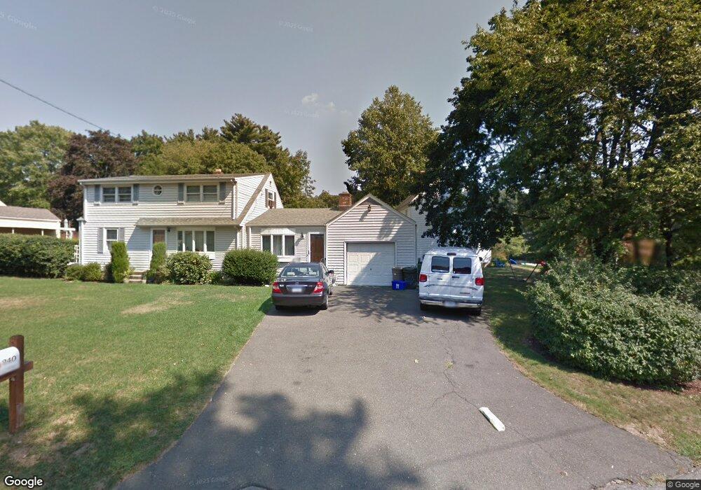 240 Sasapequan Rd, Fairfield, CT 06824 - photo 1