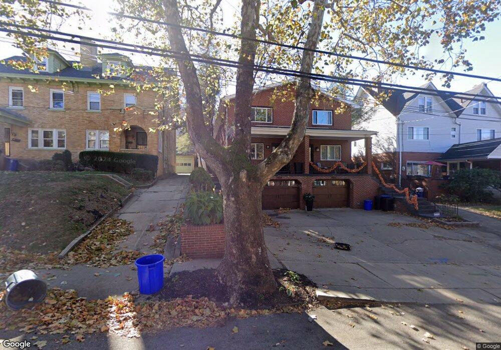 5864 Bartlett St, Pittsburgh, PA 15217 - photo 1