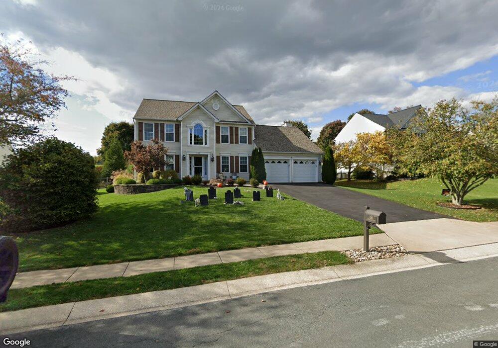 1150 Small Oaks Ct, Sykesville, MD 21784 - photo 1