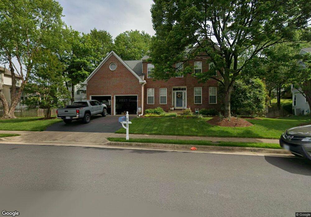 8925 Mountain Ash Dr, Springfield, VA 22153 - photo 1