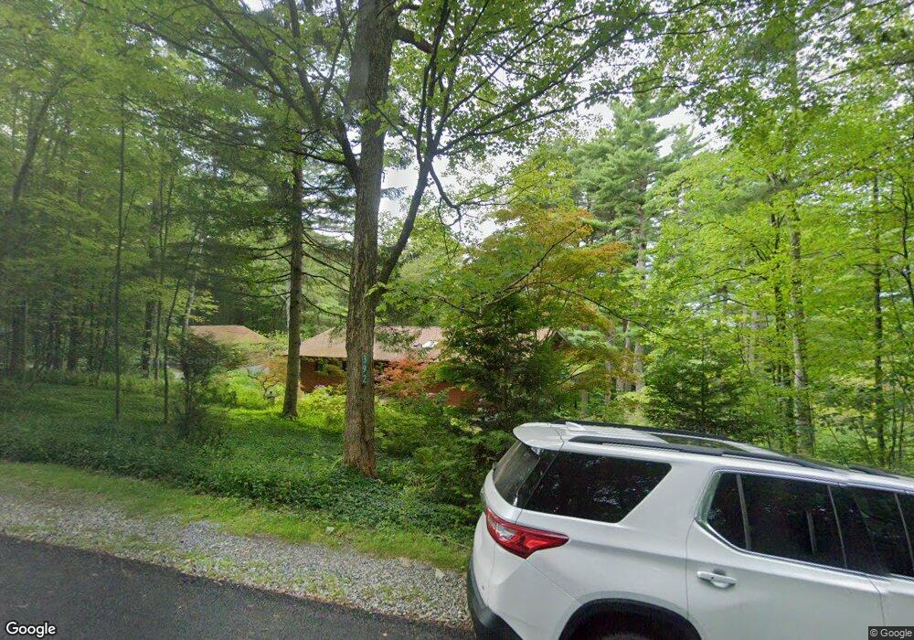 392 Yokun Rd, Pittsfield, MA 01201 - photo 1