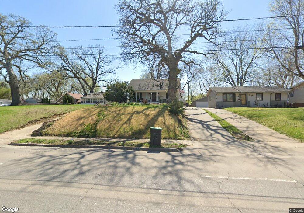 1636 Beaver Ave, Des Moines, IA 50310 - photo 1