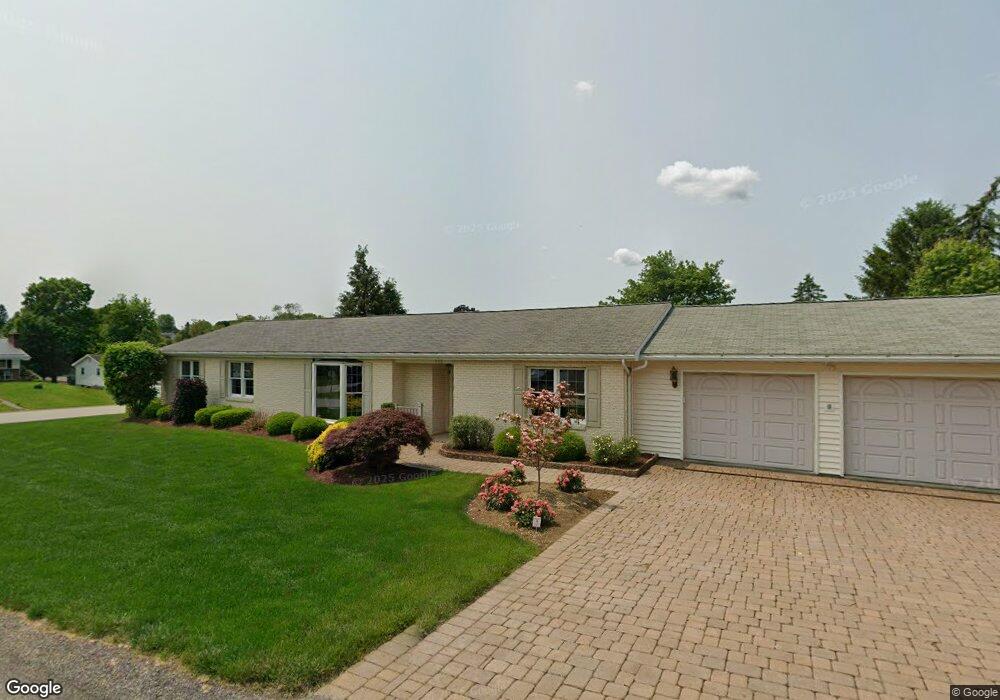 992 Strawberry Ln, Indiana, PA 15701 - photo 1