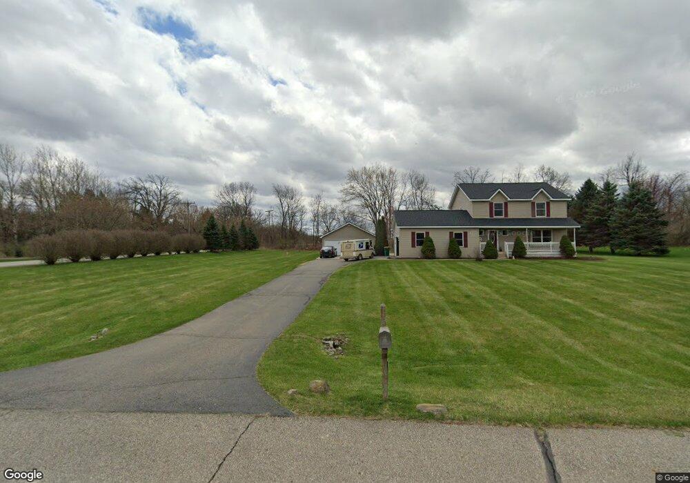 3985 Beckley Dr unit 7, Howell, MI 48855 - photo 1