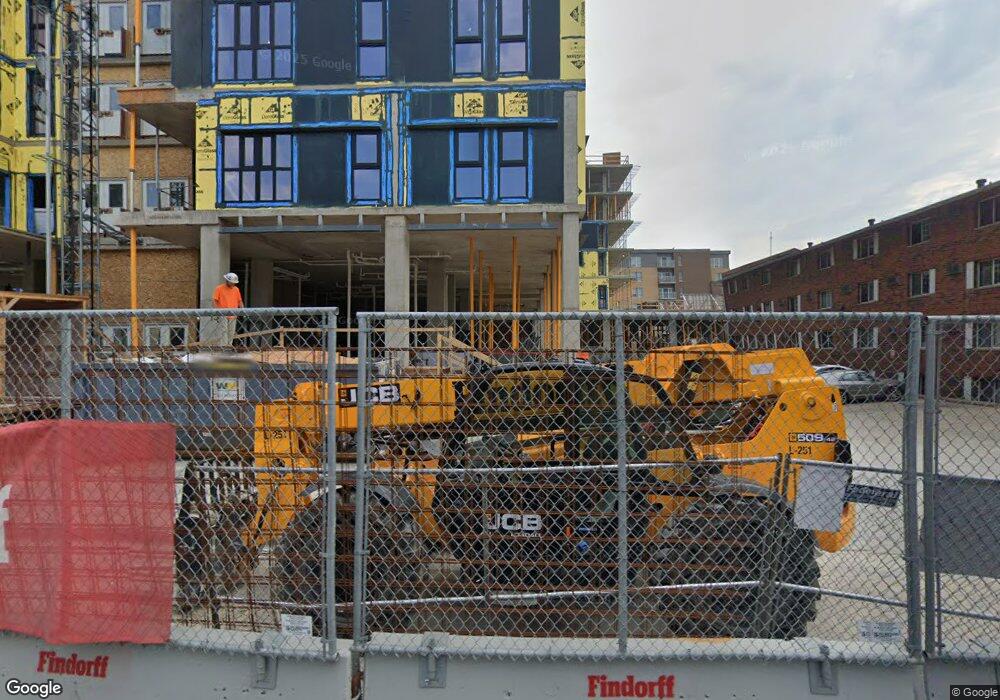 215 N Bassett St, Madison, WI 53703 - photo 1