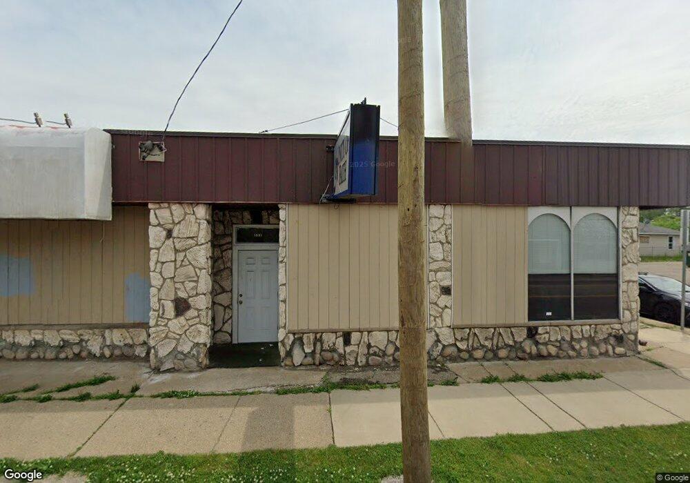 3525 Fenton Rd, Flint, MI 48507 - photo 1