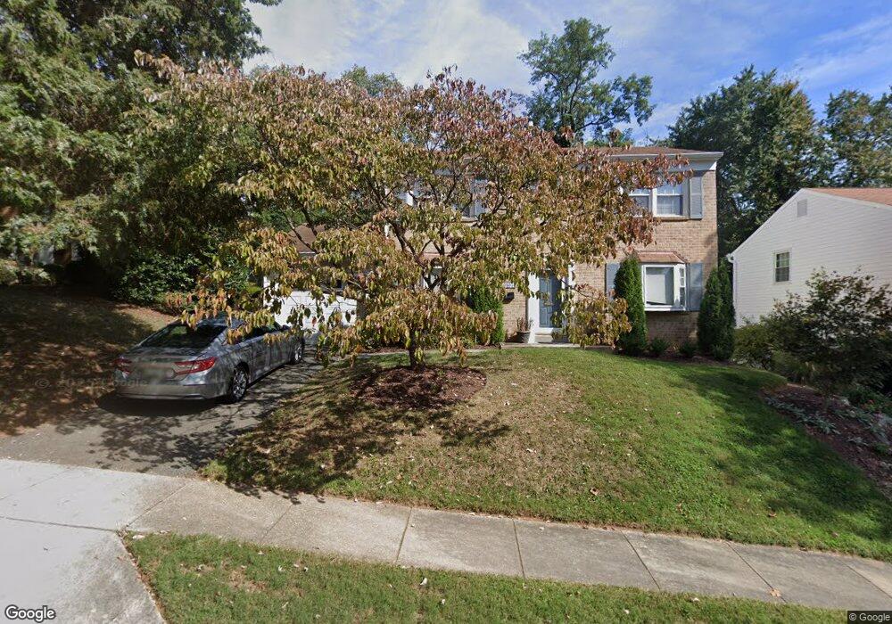 10805 Mccomas Ct, Kensington, MD 20895 - photo 1