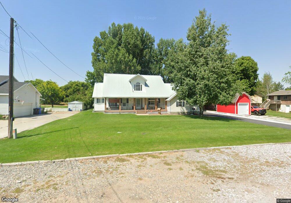 320 S 100 E, Hyrum, UT 84319 - photo 1