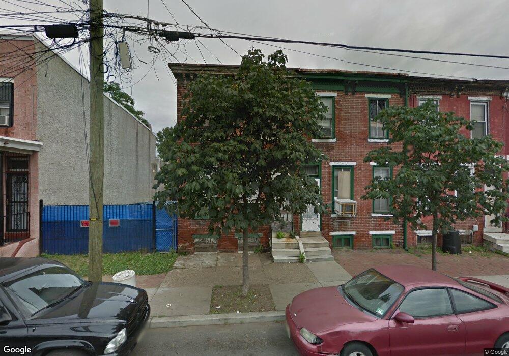 341 Chestnut St, Camden, NJ 08103 - photo 1