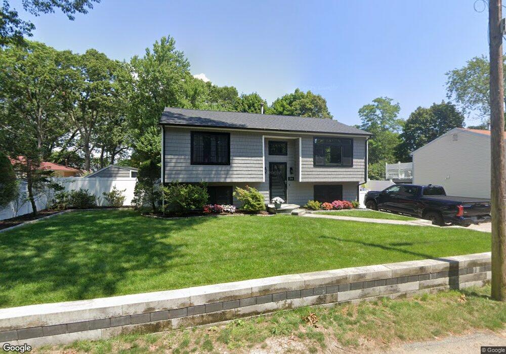 39 Coburn St, Warwick, RI 02889 - photo 1