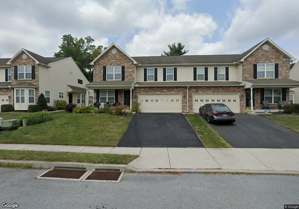 5986 Pinedale Ct, Harrisburg, PA 17111 - photo 1