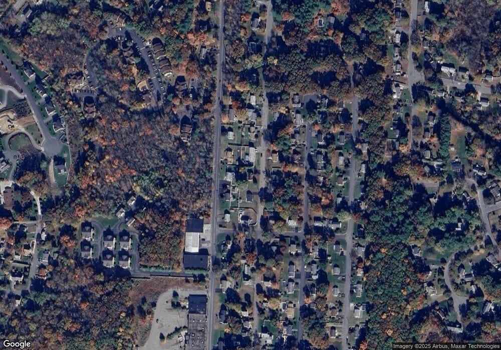 56 Bennett St, Hudson, MA 01749 - photo 1