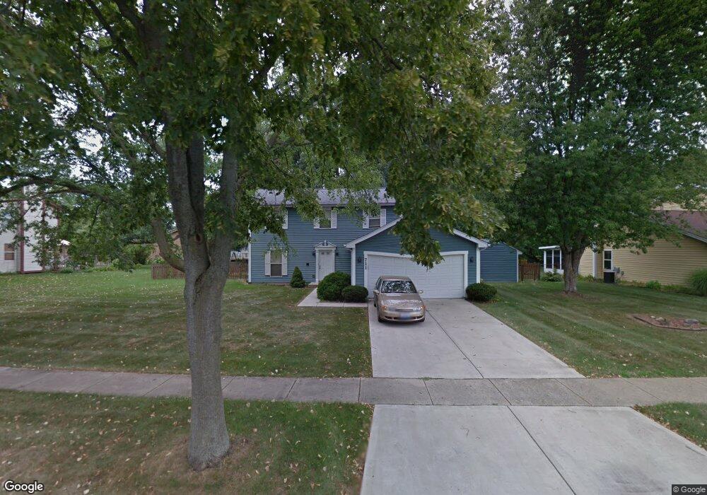 711 Timberwood Ln, Algonquin, IL 60102 - photo 1