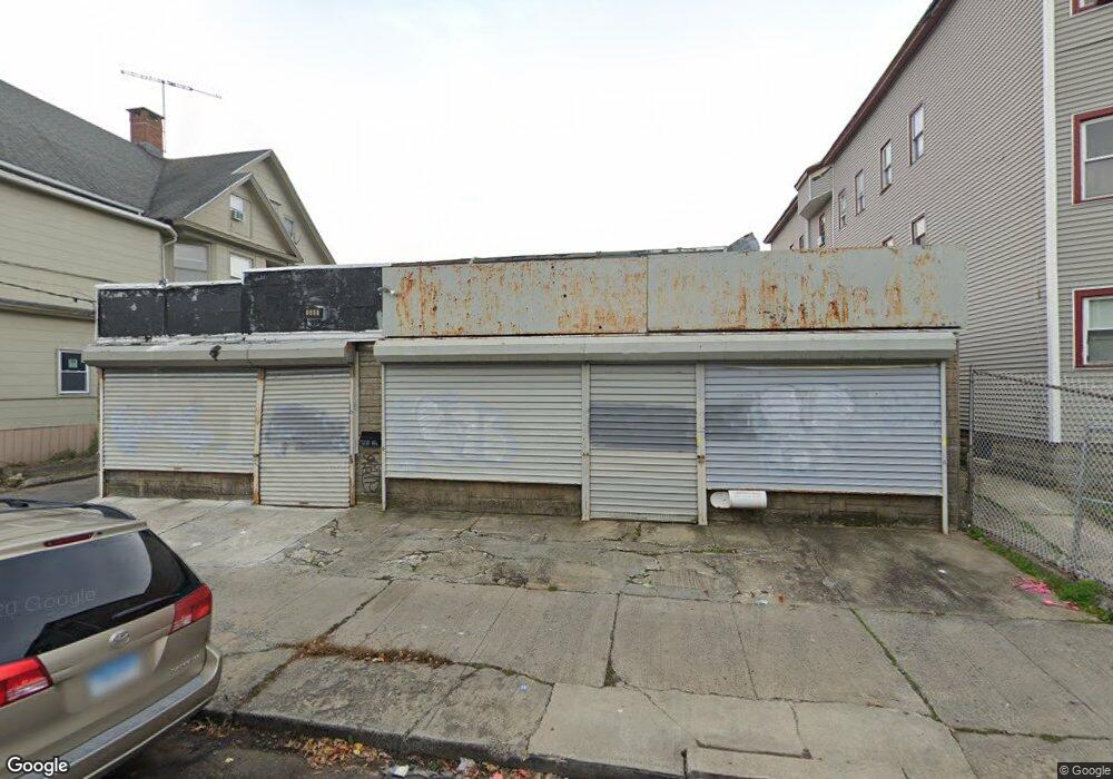 580 Arctic St, Bridgeport, CT 06608 - photo 1