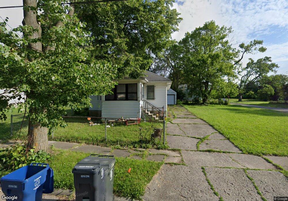 521 E Ruth Ave, Flint, MI 48505 - photo 1