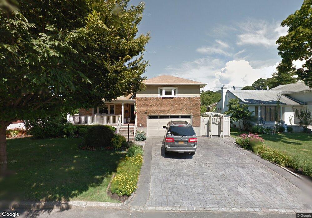 26 Kirkwood Dr, Glen Cove, NY 11542 - photo 1