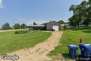 510 W Green St, Wyoming, IA 52362