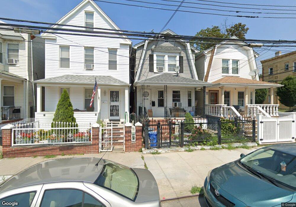 10719 91st Ave, Richmond Hill, NY 11418 - photo 1