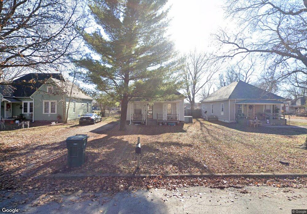 2618 Corning Ave, Parsons, KS 67357 - photo 1