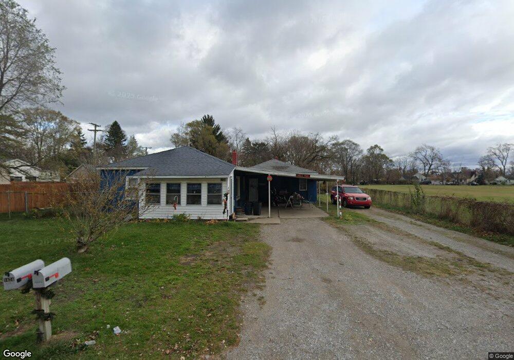 1424 27th St, Port Huron, MI 48060 - photo 1