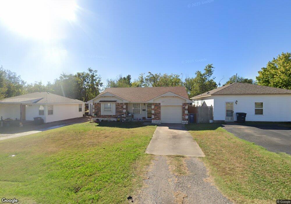 227 W Pulaski St, Shawnee, OK 74804 - photo 1