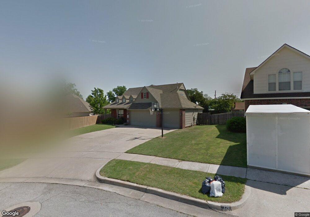 325 N Hemlock Ave, Broken Arrow, OK 74012 - photo 1