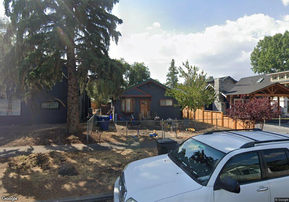 11 NW Mckay Ave, Bend, OR 97701 - photo 1