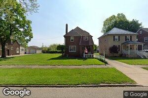 423 Indiana Ave, Mc Donald, OH 44437