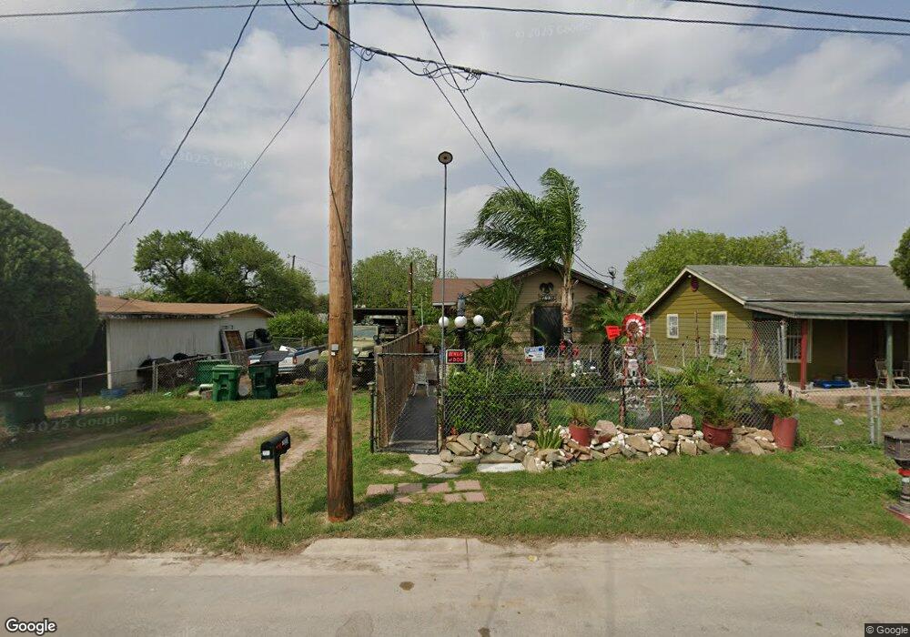 228 E Clark Ave, Pharr, TX 78577 - photo 1