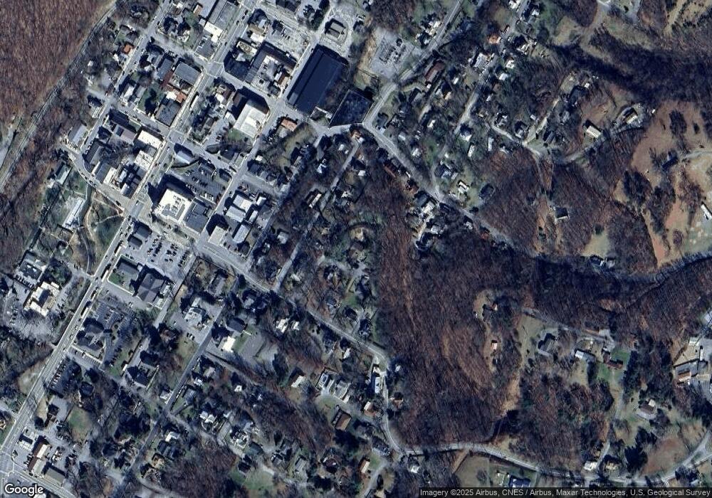 29 Pendle Ct, Berkeley Springs, WV 25411 - photo 1