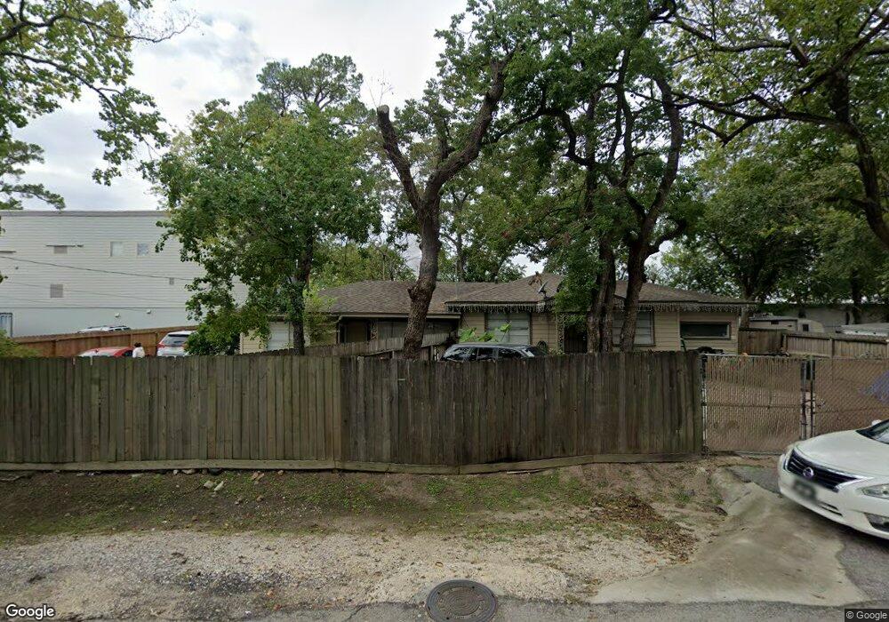 5039 April Ln, Houston, TX 77092 - photo 1