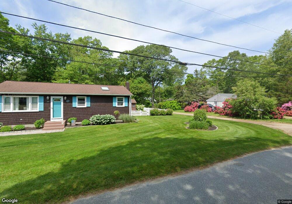 25 Periwinkle Dr W, South Kingstown, RI 02879 - photo 1