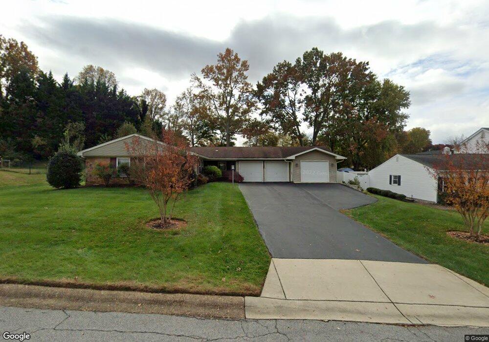 12713 Keswick Ln, Bowie, MD 20715 - photo 1