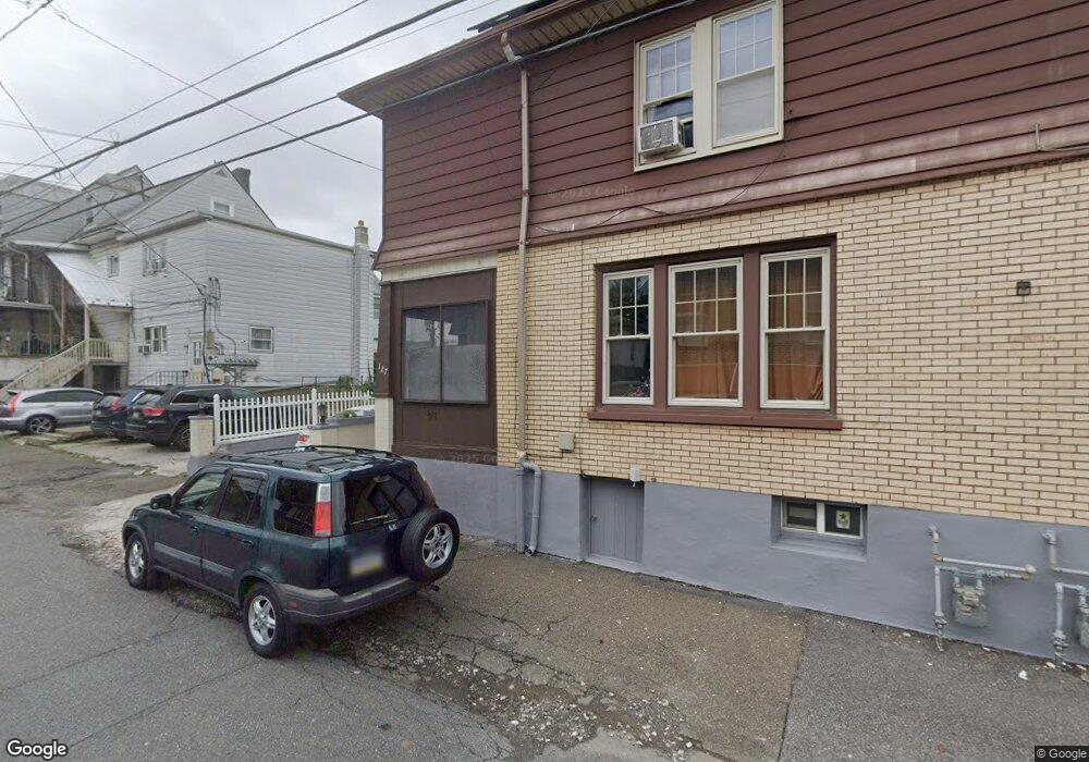 127 W 1st St, Hazleton, PA 18201 - photo 1