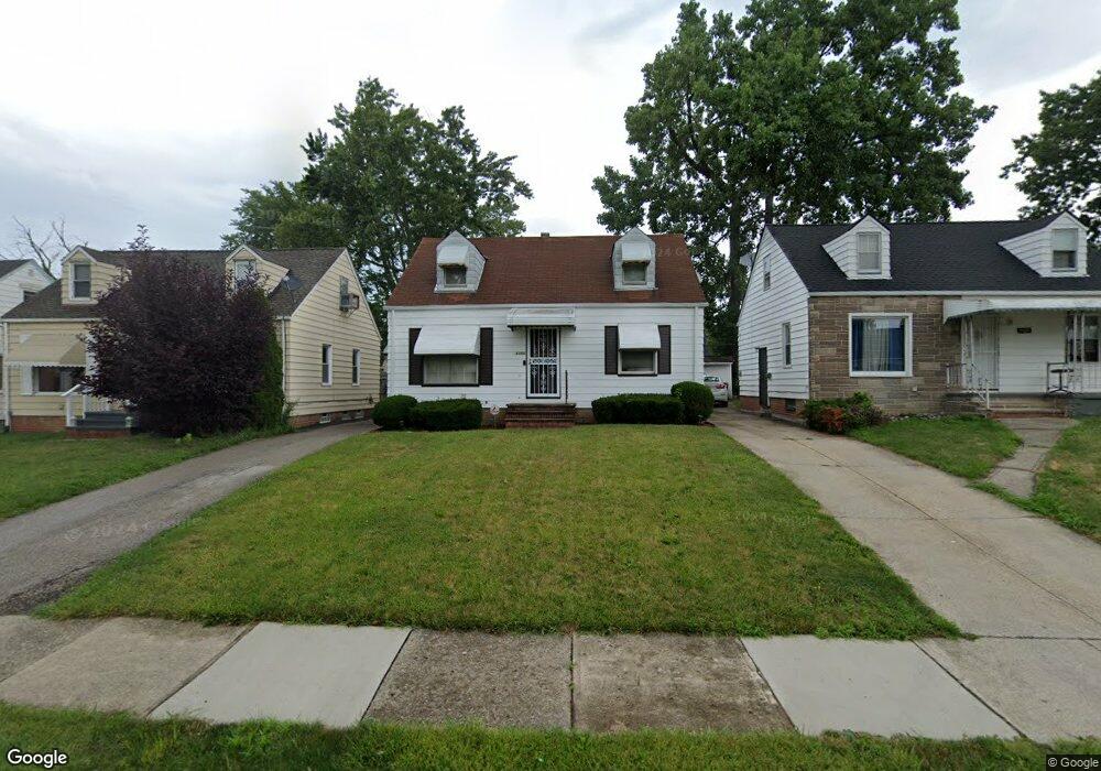 21101 Watson Rd, Maple Heights, OH 44137 - photo 1